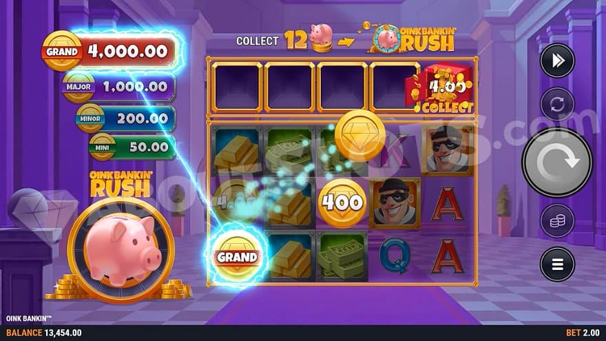 The Collect Symbol collects the Grand coin worth 2,000X the bet.