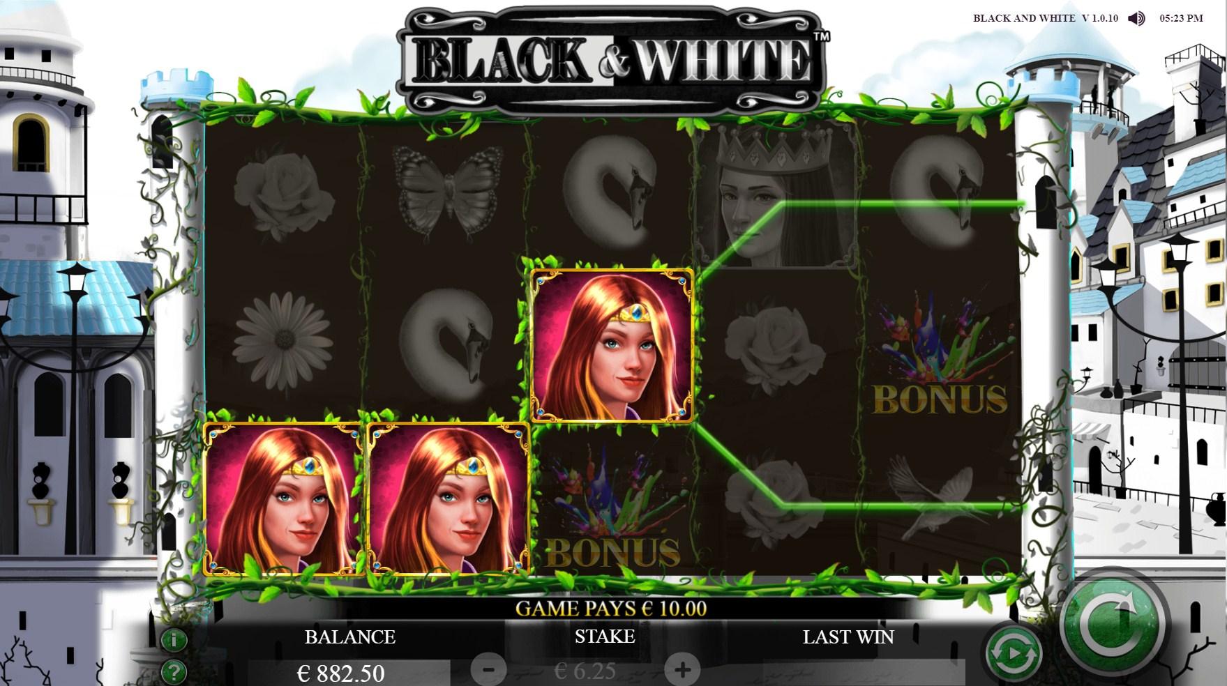 Black & White Slot Gameplay