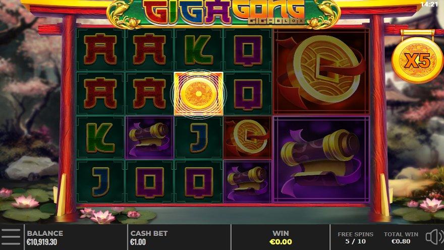 A gong landing on the third reel in the Free Spins.