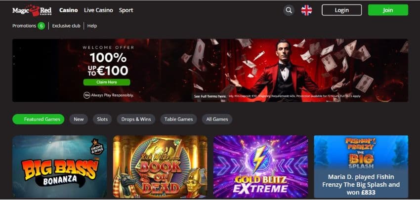 Magic Red Casino's homepage, showing the welcome bonus banner and game tabs.