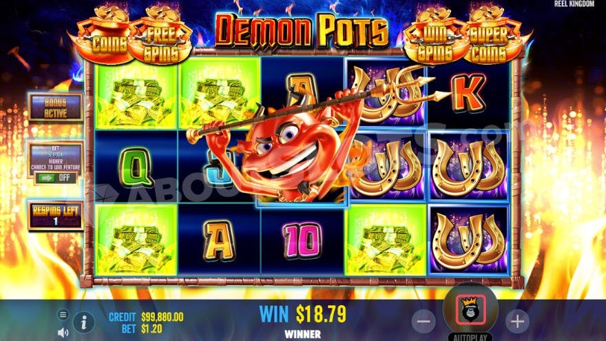 Free Spins bonus game where you can see the demon wild symbol in the middle.