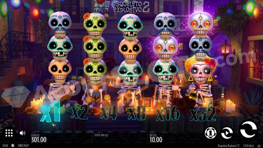 Base game where you can see various skull symbols on the reels.