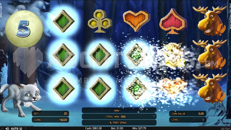 Free Spins bonus with the Blizzard Feature in progress, transforming symbols into green diamond shapes. 