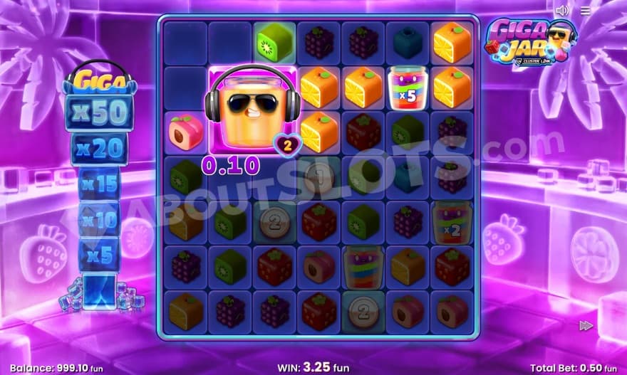 Giga Jar symbol together with three wild jar symbols.